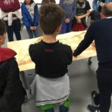 Attività Basagliane, tutti attorno alla mappa del Parco di San Giovanni, descrizione durante la mostra "Oltre il giardino"